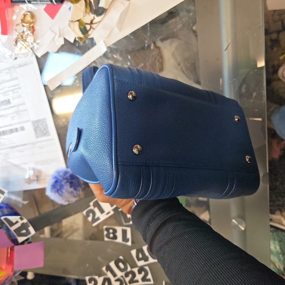 MCM MINI BOSTON -FREE ENTRY FOR THE NEVERFULL GIVEAWAY TRU JULY - Picture 3 of 5